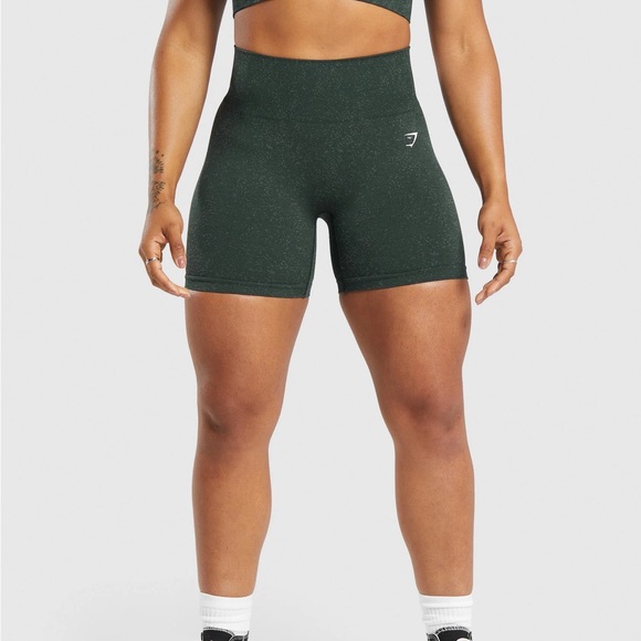 Gymshark Pants - GYMSHARK ADAPT FLECK SEAMLESS SHORTS VICTORY GREEN/UNIT GREEN RARE